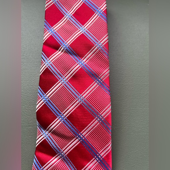 Michael, Michael Kors Red with blue pinstripe tie - Picture 4 of 5